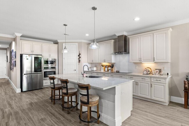 Building Photo - 106 Hibernate Way