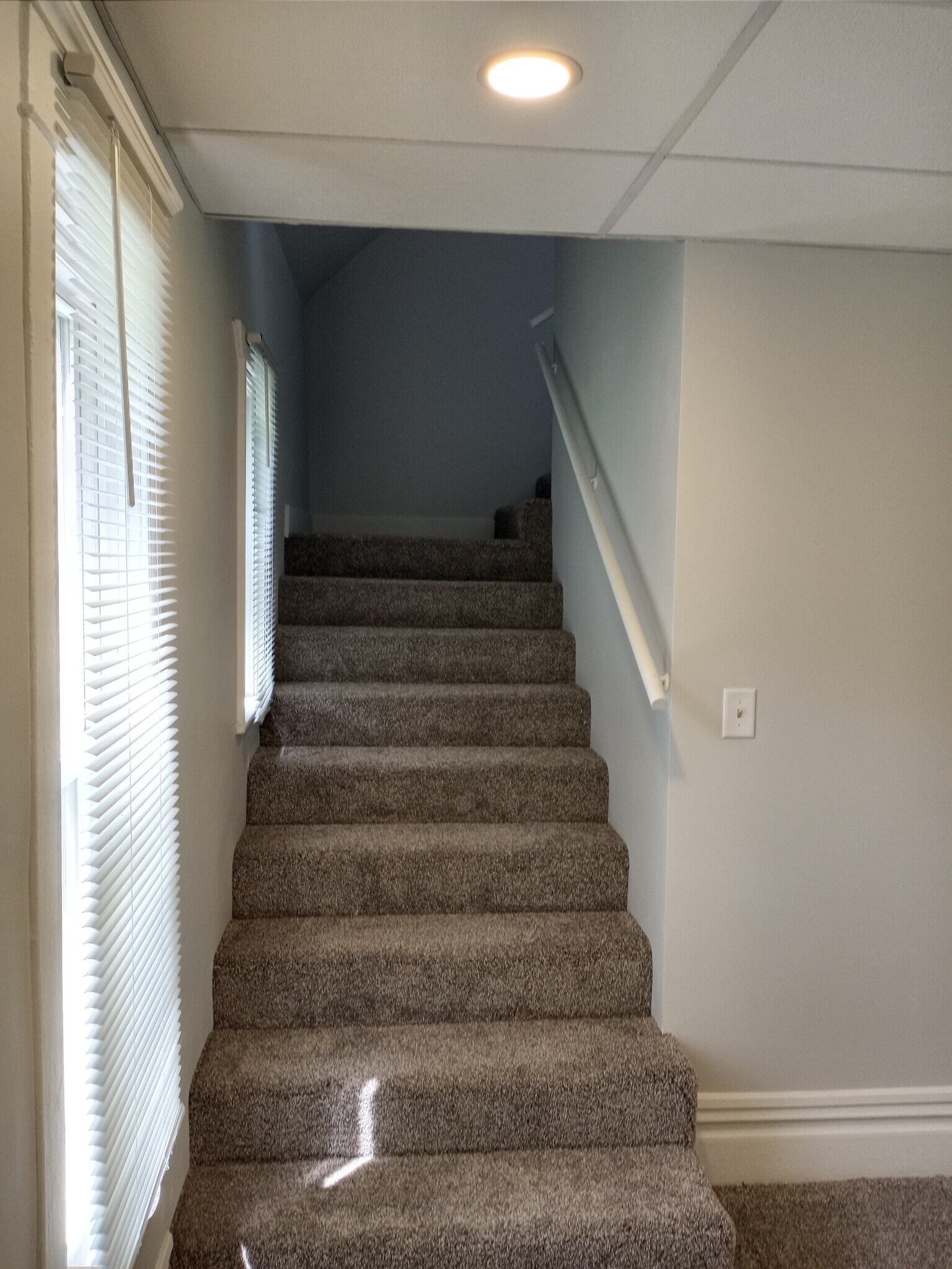 Building Photo - 3780 N Wozniak Rd