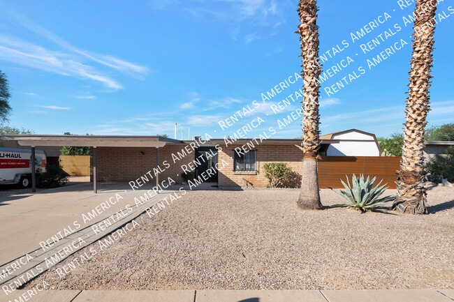 Primary Photo - 2970 W Lena Way