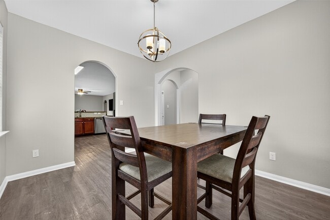 Building Photo - 542 Oporto Path