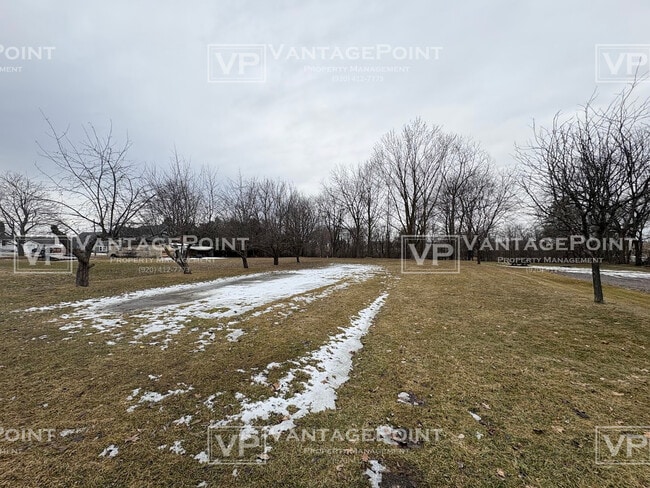 Building Photo - 264 Modoc St