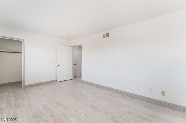 Building Photo - 2692 Matogroso Ln