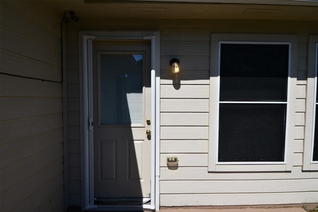 Building Photo - 21134 Normand Meadows Ln