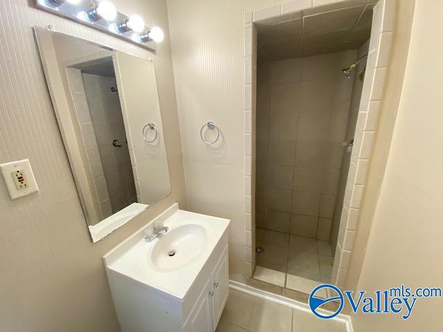 Building Photo - 2509 Rochell Dr NW