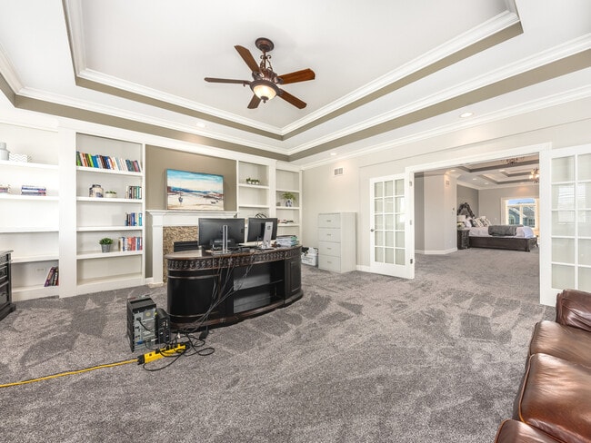 Building Photo - 2504 Skylane Dr