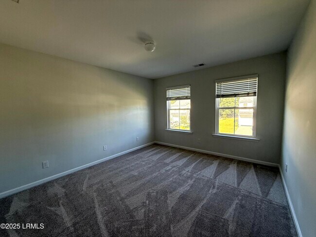 Building Photo - 1069 S Innovation Dr