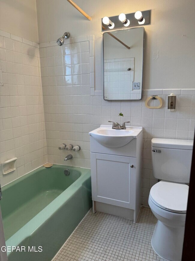 Building Photo - 9351 Carranza Dr