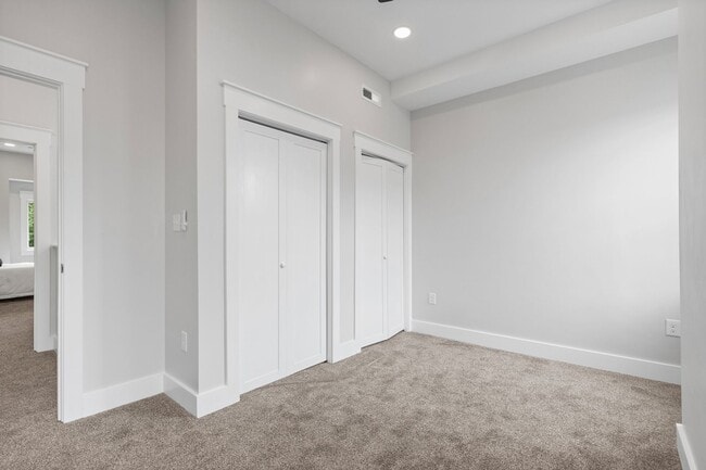 Building Photo - Furnished Luxury Home for Rent-Historic Deutschtown/Northside