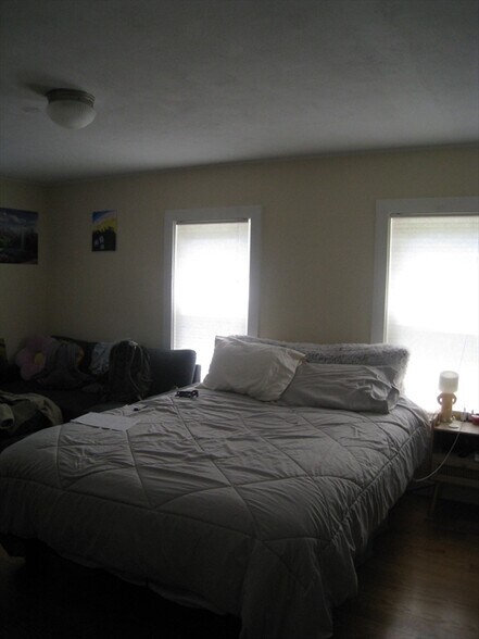 Building Photo - 49 Winslow Ave