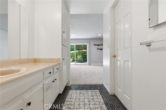 Building Photo - 1335 N Sarita Pl