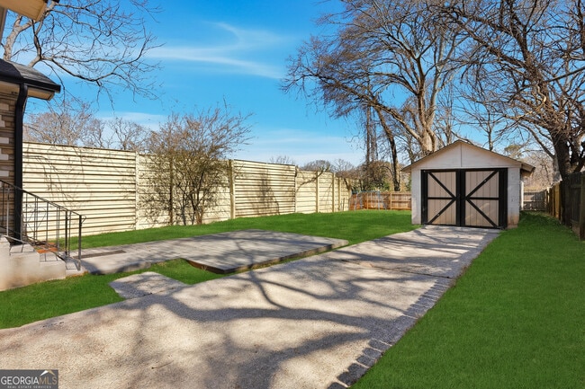 Building Photo - 310 Patterson Ave SE