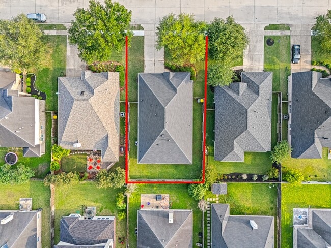 Building Photo - 7703 Stone Arbor Ln