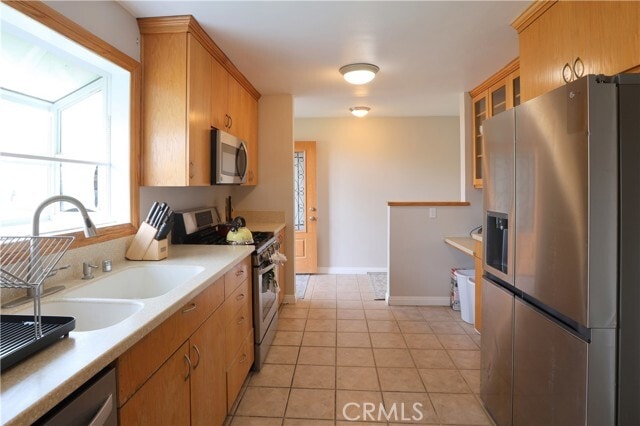 Building Photo - 6548 Sequoia Dr