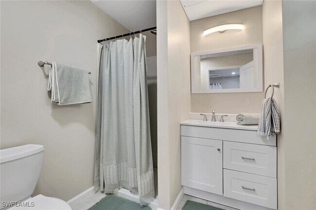 Building Photo - 1282 Belaire Ct