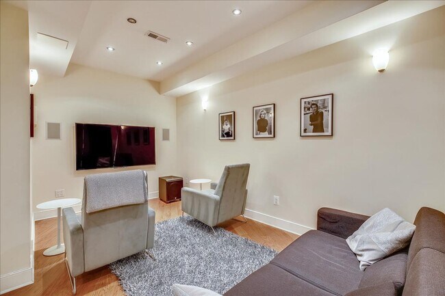 Building Photo - INCREDIBLE 6BR Home in Cabin John. Priced ...