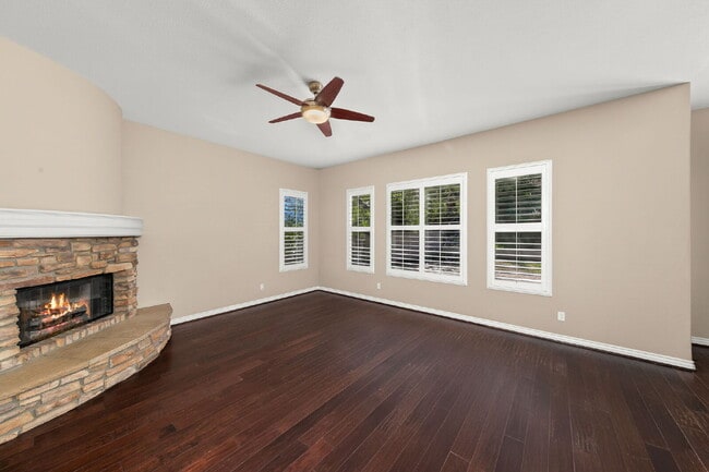 Building Photo - Stunning Single-Story Luxury Home in Coveted Rolling Hills Ranch