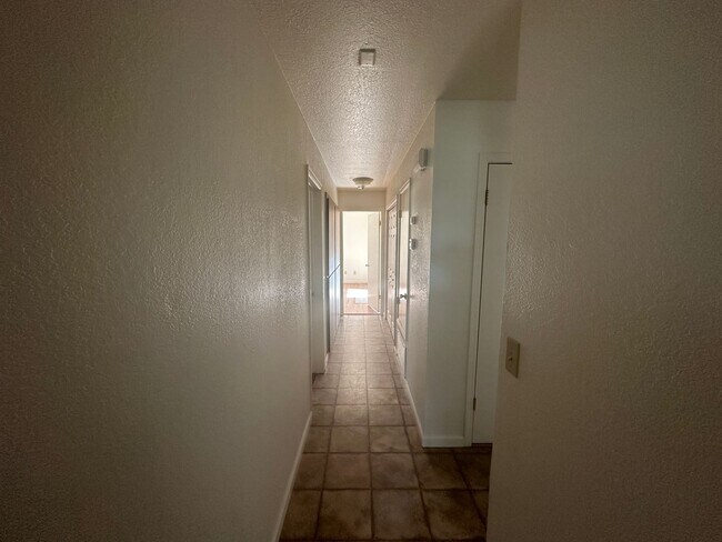 Building Photo - 17north