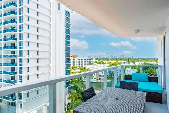 Building Photo - 2401 Collins Ave