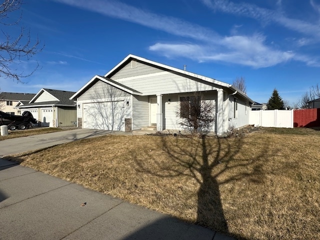 Building Photo - 327 S Aspen St