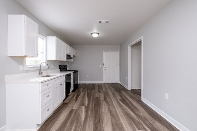 Building Photo - 1624-1626 Brown