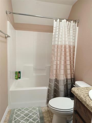 Building Photo - 100 E Bluebonnet Dr