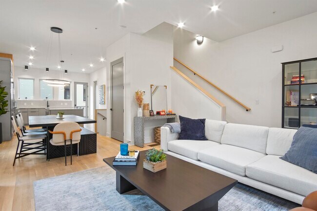 Building Photo - 2347 Hosea L Williams Dr NE