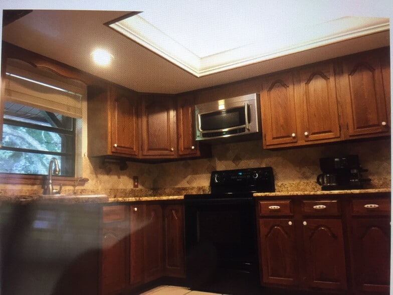 Building Photo - 4807 Shetland Trl