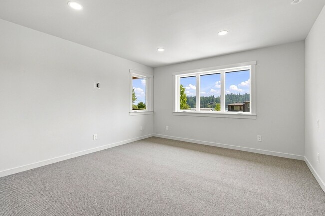 Building Photo - 17697 Angeline Ave NE