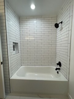 Bath - 835 Pacific St