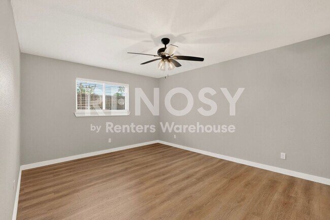 Building Photo - 507 S Spring Creek Dr