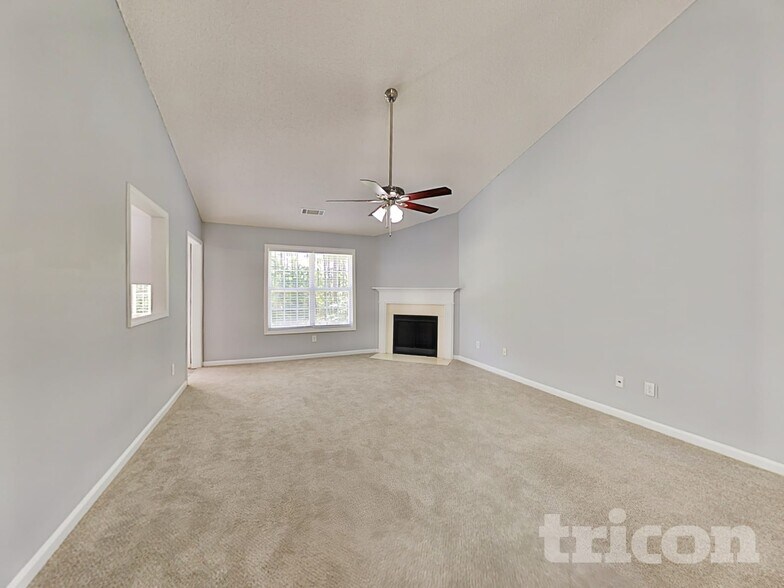 Building Photo - 309 Lokey's Ridge Rd