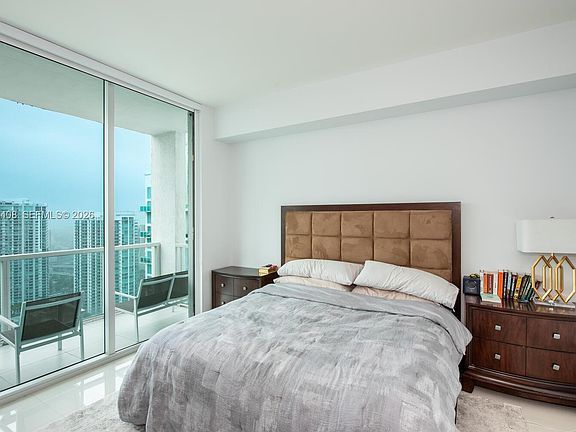 Building Photo - 55 SE 6th St