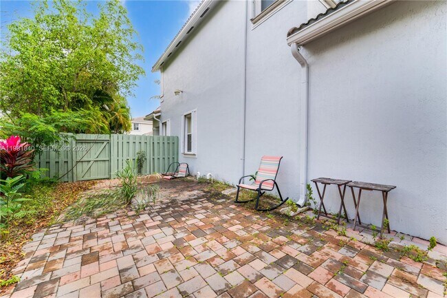 Building Photo - 200 SW 87th Path