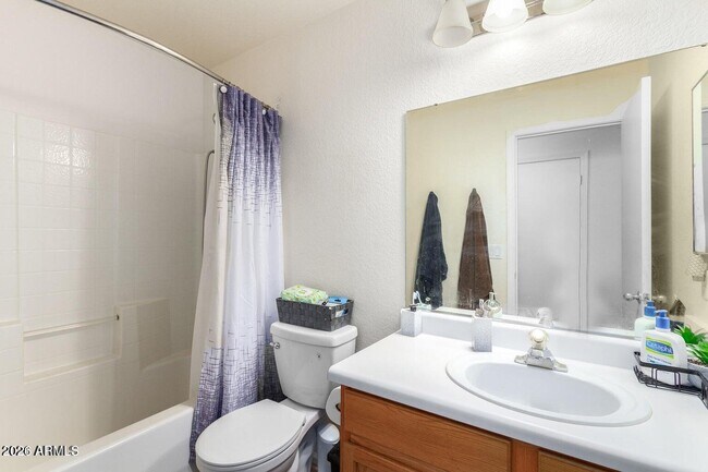 Building Photo - 40147 N Cassara Dr