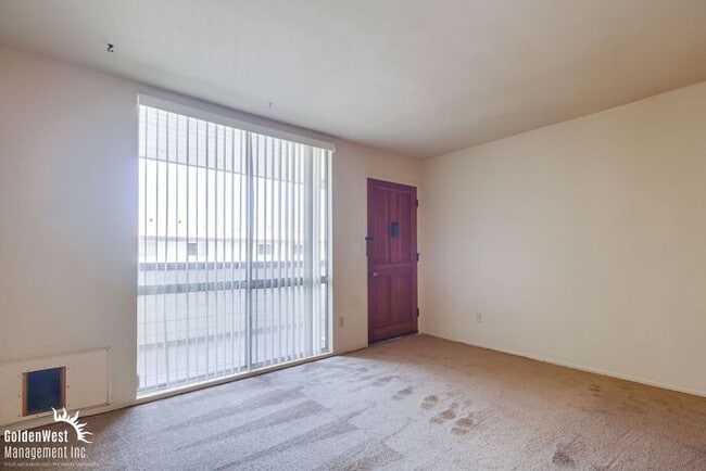 Building Photo - Cozy 2Bdm 1Ba Condo Located In Serra Mesa Neighborhood of San Diego