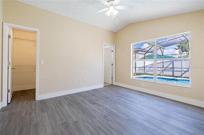 Building Photo - 13237 Greenpointe Dr