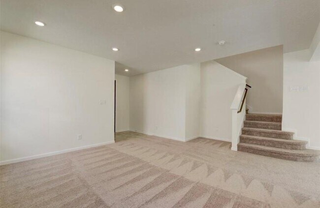 Building Photo - 4127 Mossy banks Ln
