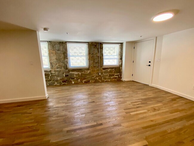 Building Photo - Brand New Luxury Apartments Steps from Beltline