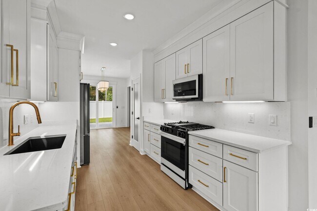 Building Photo - 113 ARBOR RIDGE CIR