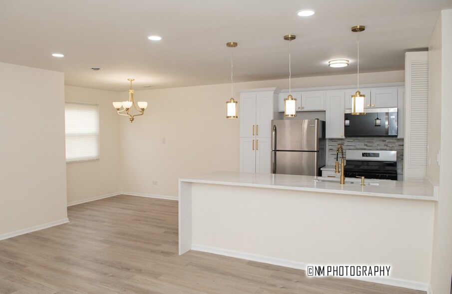 Building Photo - 20118 Willow Dr