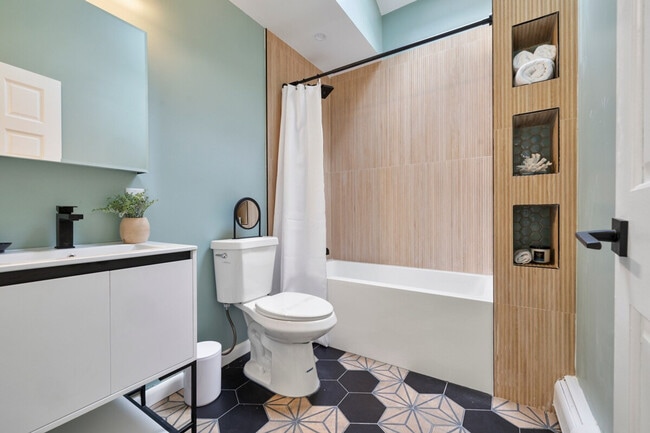 Building Photo - 2A Cherry Ln