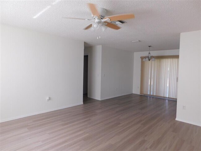 Dining Area - 231 Juarez Way