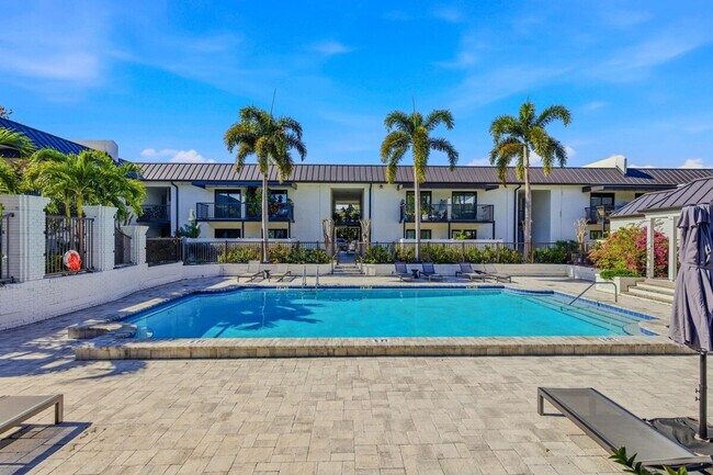 Building Photo - 3911 W Cleveland St