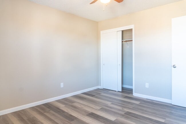 Building Photo - 825 Capehart Ct