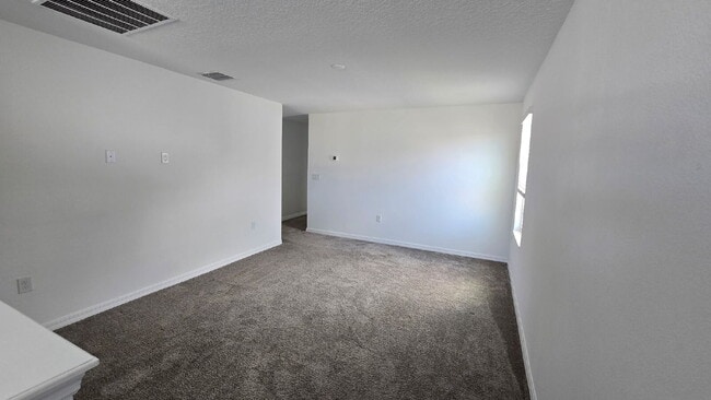 Building Photo - 3936 Willow Brk Dr