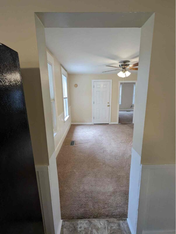 Building Photo - 128 Franklin St