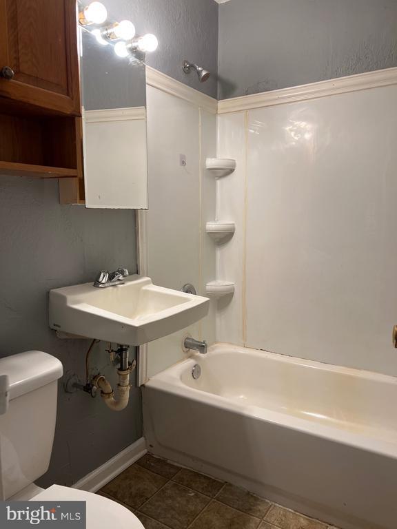 Building Photo - 4149 Barrett Pl