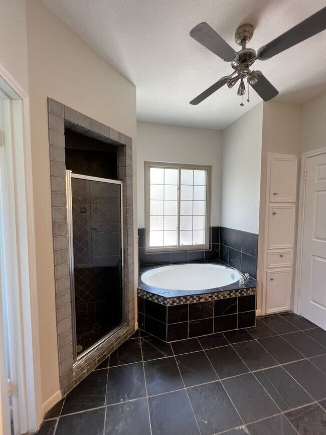 Building Photo - Wonderful 3-bedroom Home in Harris Branch