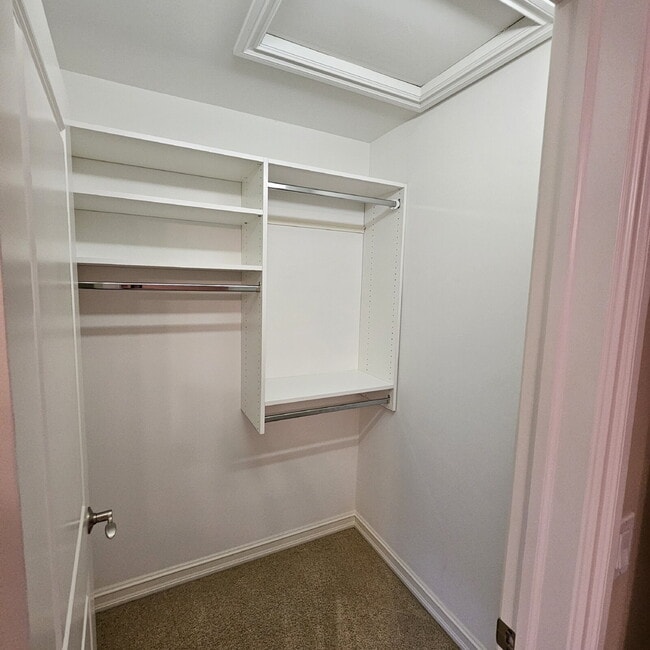 Building Photo - 3 Bedroom, 2.5 Bath Townhome Near Lake St. Clair with Finished Basement, Attached Oversized 2 Car...