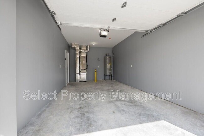 Building Photo - 7095 Homestead Rd